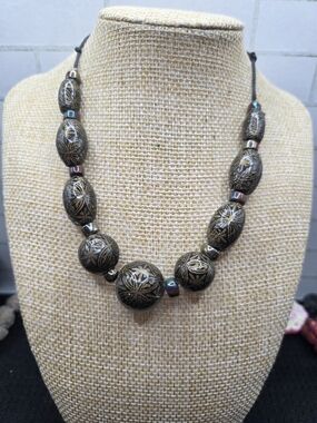 1296. Japanese Tenesha Bead Necklace